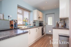 View Full Details for Tinkers Field, Royal Wootton Bassett SN4 8 - EAID:11742, BID:1