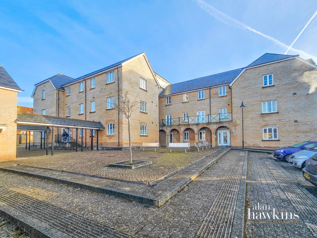 Images for Denby Road, Redhouse, SN25 EAID:ahawkins BID:125896