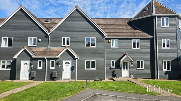 View Full Details for Wiltshire Crescent, The Wiltshire Leisure Village, Vastern, SN4 7PB - EAID:ahawkins, BID:125896
