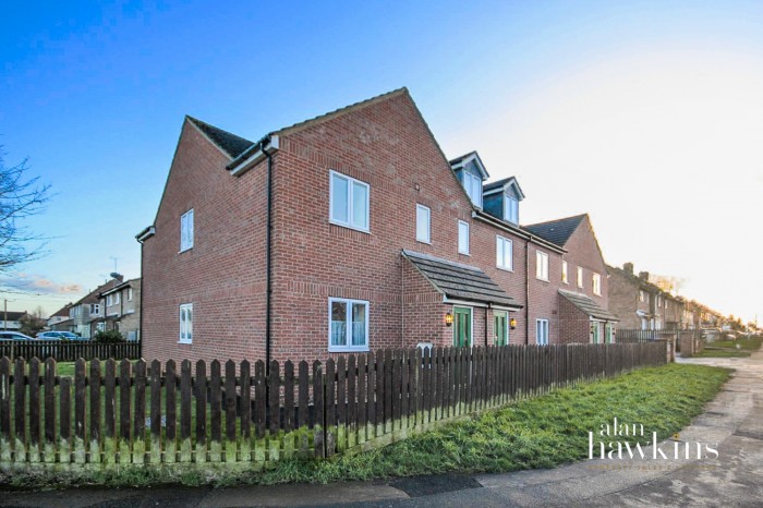 View Full Details for Rose Court, Royal Wootton Bassett, SN4 - EAID:ahawkins, BID:125896