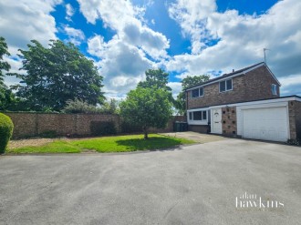 11 Linden Close, Royal Wootton Bassett, Swindon, Wiltshire, SN4 7HR, UK
