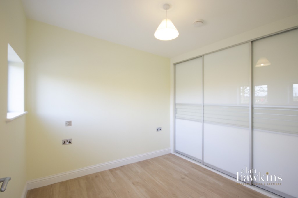 Images for Brinkworth Road, Royal Wootton Bassett, SN4 EAID:ahawkins BID:125896
