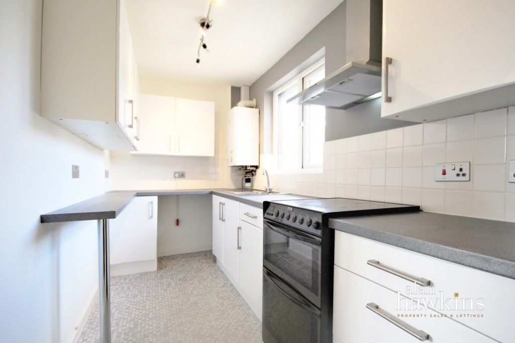 Images for Woodshaw Mead, Royal Wootton Bassett, SN4 EAID:ahawkins BID:125896