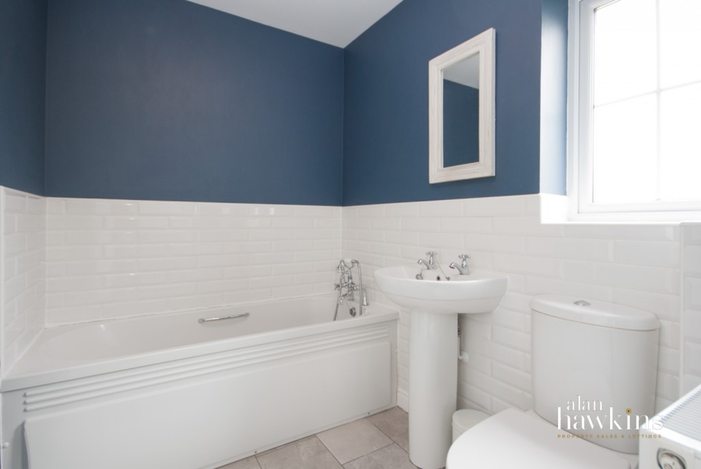 Images for Windmill Road, Royal Wootton Bassett, SN4 EAID:ahawkins BID:125896