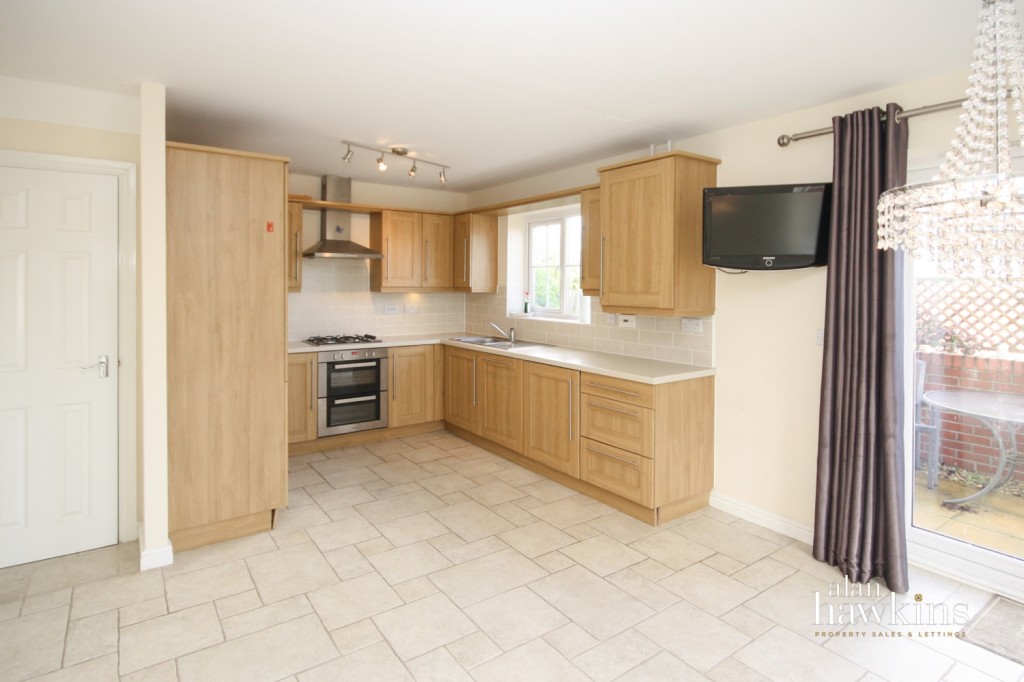 Images for Hyde Road, Royal Wootton Bassett, SN4 EAID:ahawkins BID:125896