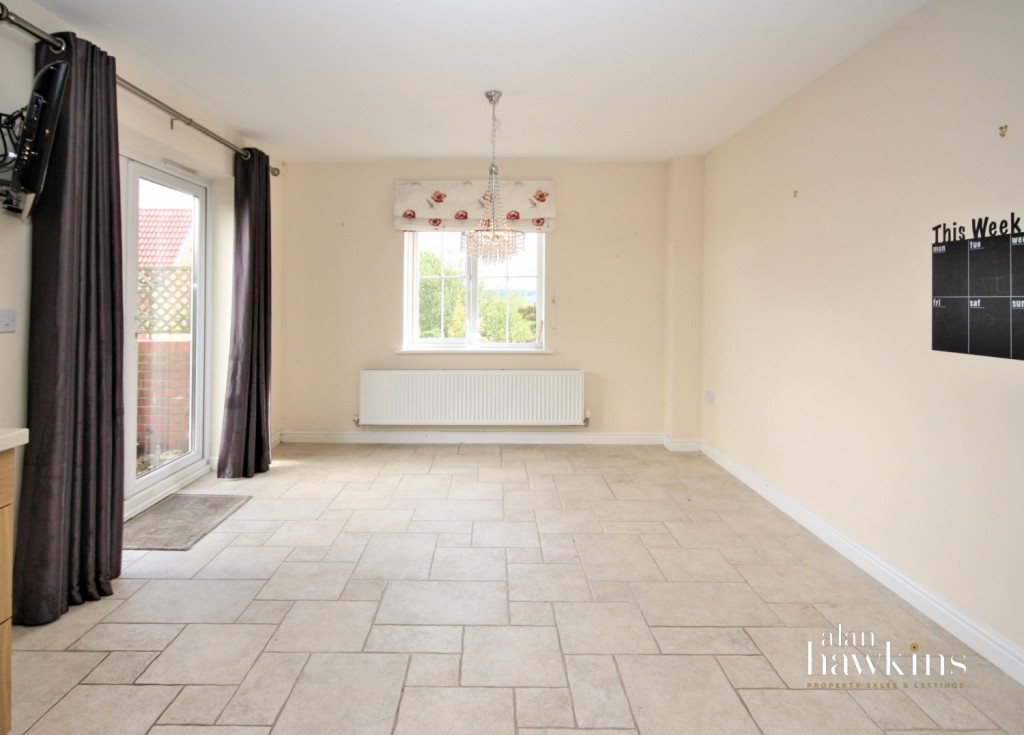 Images for Hyde Road, Royal Wootton Bassett, SN4 EAID:ahawkins BID:125896
