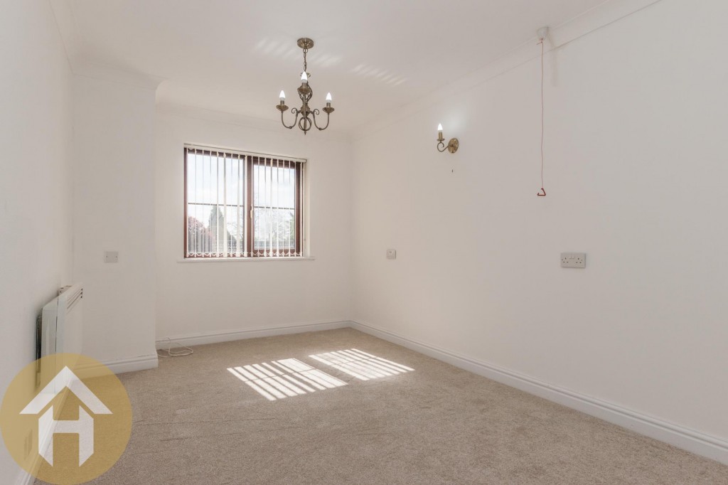 Images for The Burlongs, Royal Wootton Bassett, SN4 EAID:ahawkins BID:125896