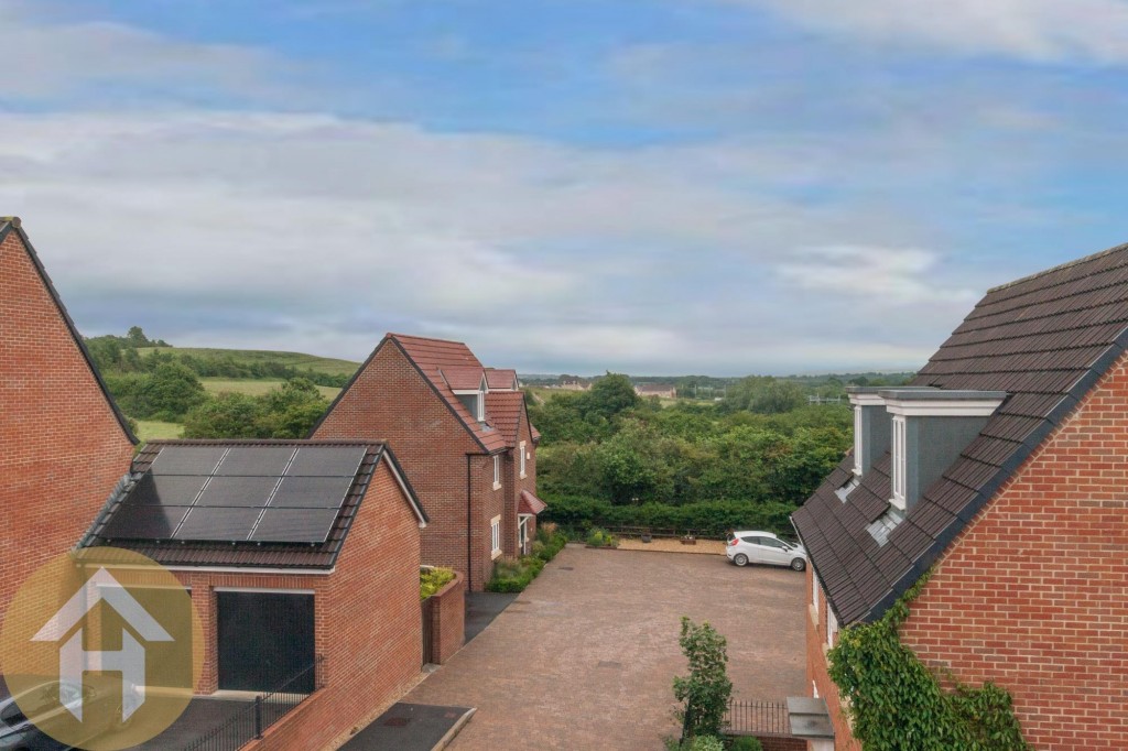 Images for Cloatley Crescent, Royal Wootton Bassett, Wiltshire, SN4 7FX EAID:ahawkins BID:125896