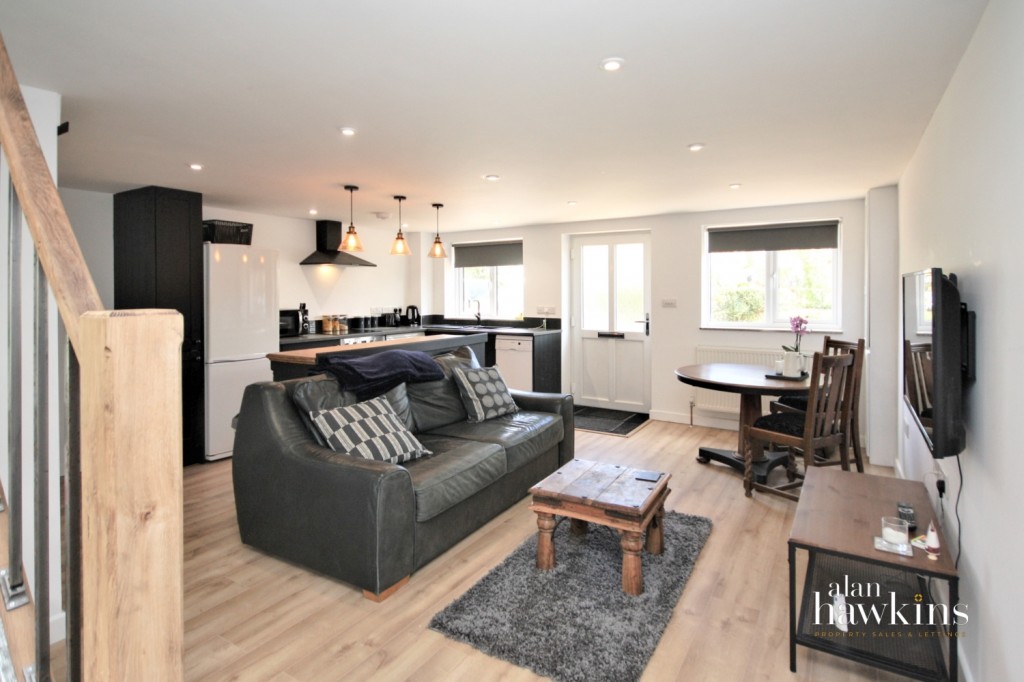 Images for Titmouse Cottage, Brinkworth, SN15 EAID:ahawkins BID:125896