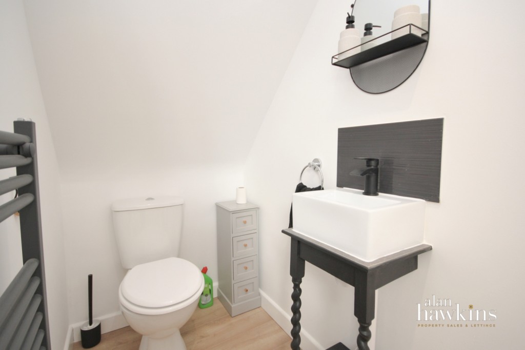 Images for Titmouse Cottage, Brinkworth, SN15 EAID:ahawkins BID:125896