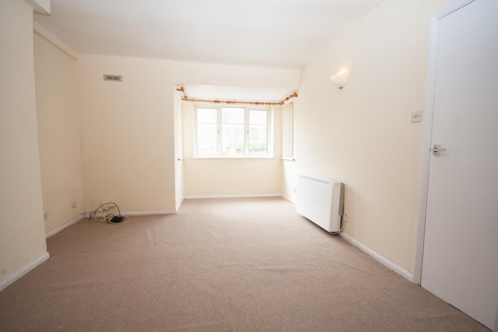 Images for Clarendon Drive, Royal Wootton Bassett, SN4 EAID:ahawkins BID:125896