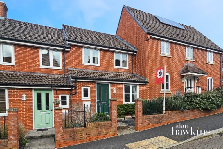 5 Beaufort Avenue, Royal Wootton Bassett, Swindon, Wiltshire, SN4 7FP, UK
