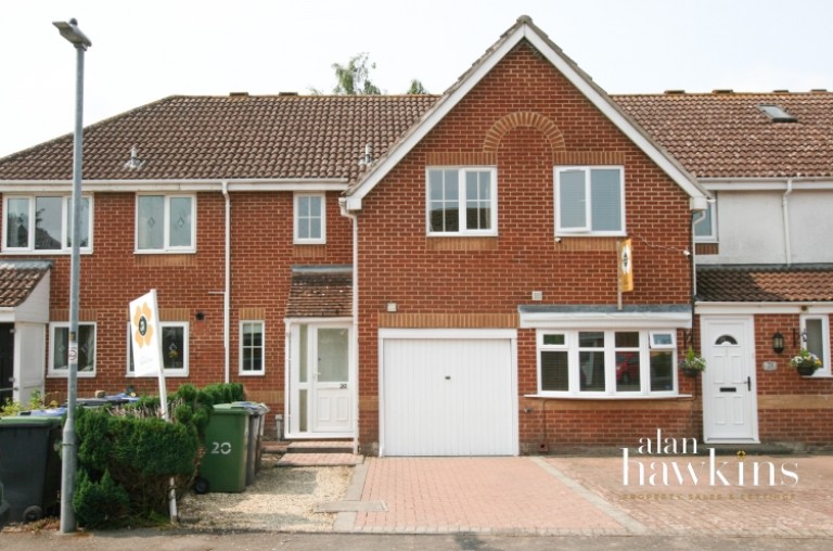 20   Sycamore Close, Lyneham, Chippenham, SN15 4TG, UK
