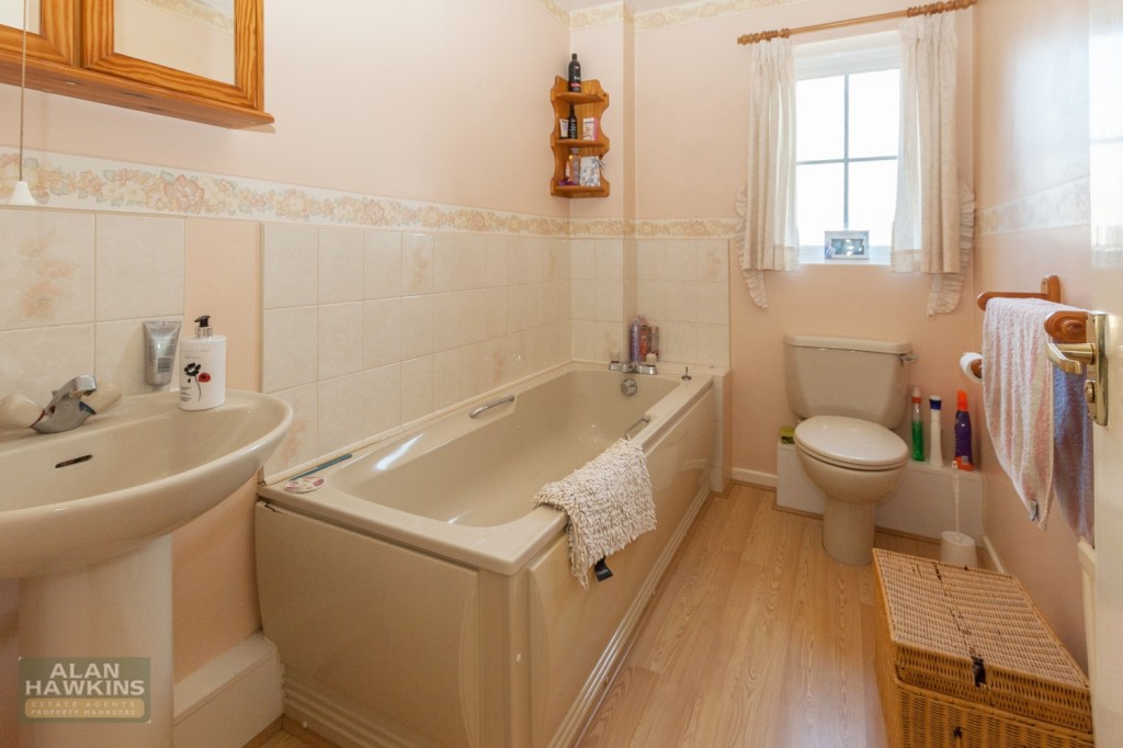 Images for Sycamore Close, Lyneham, SN15 EAID:ahawkins BID:125896