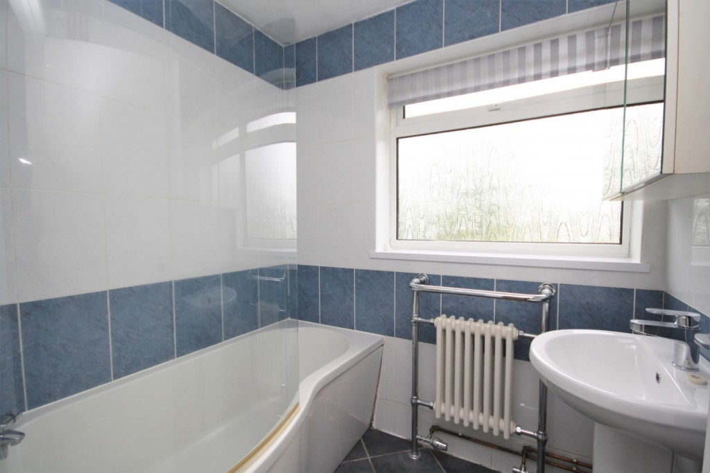 Images for Sodom Lane, Dauntsey, SN15 EAID:ahawkins BID:125896