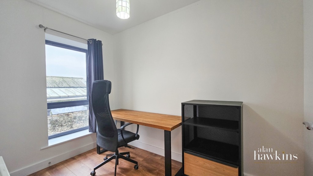 Images for Fire Fly Avenue, Churchward, SN2 EAID:ahawkins BID:125896