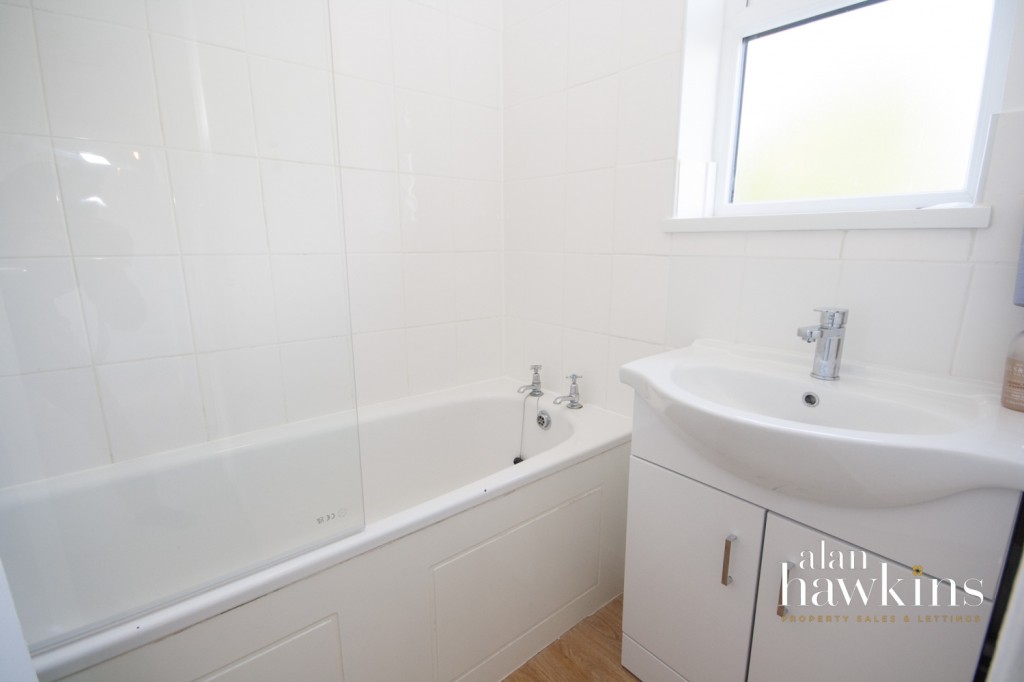 Images for St. James, Dauntsey, SN15 EAID:ahawkins BID:125896