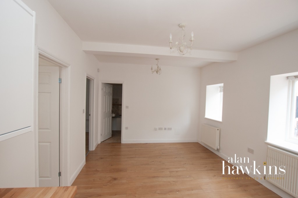 Images for St Margaret House, Calne, Wiltshire, SN11 0JL EAID:ahawkins BID:125896