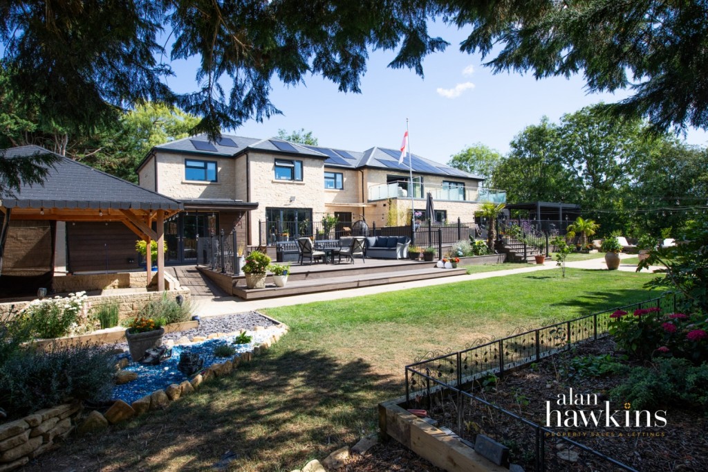 Images for The Street, Brinkworth, SN15 EAID:ahawkins BID:125896