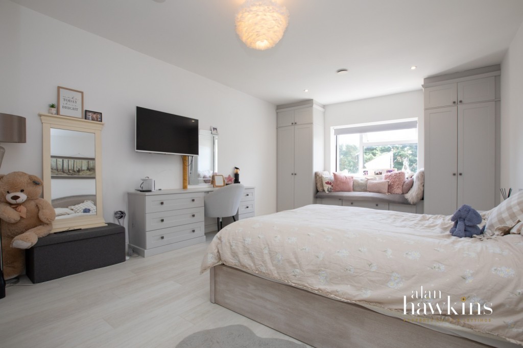 Images for The Street, Brinkworth, SN15 EAID:ahawkins BID:125896