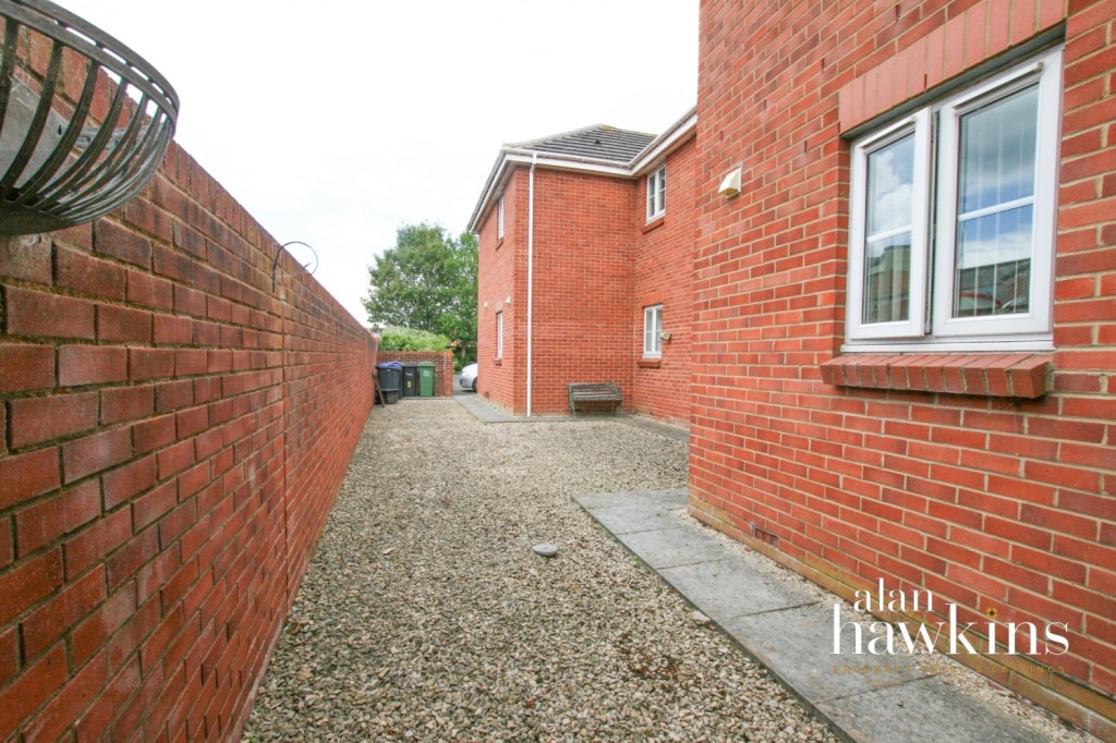Images for Manor House Close, Royal Wootton Bassett, Wiltshire, SN4 7JT EAID:ahawkins BID:125896
