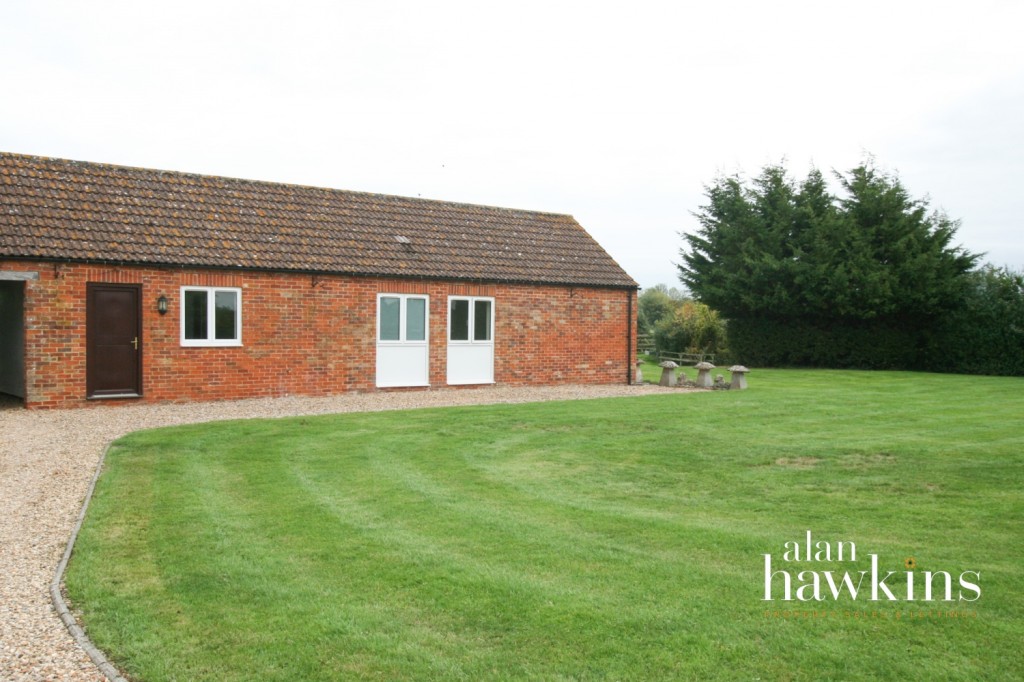 Images for Olivemead Lane, Dauntsey, Chippenham, Wiltshire, SN15 4JF EAID:ahawkins BID:125896