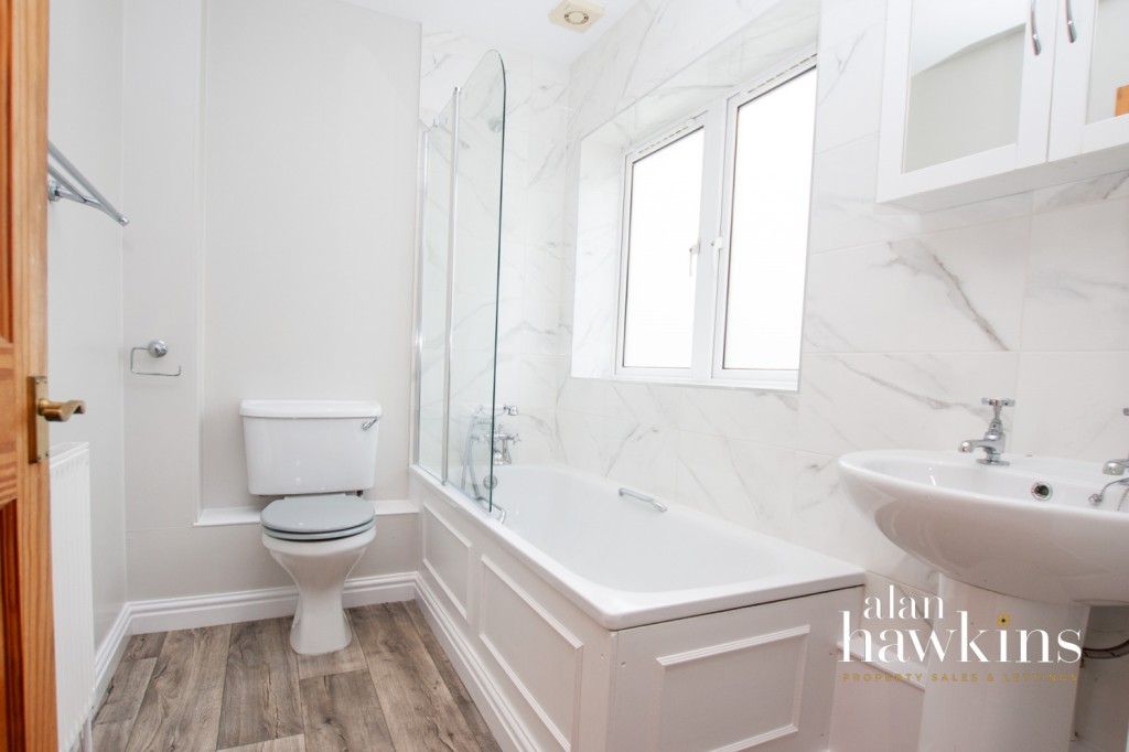 Images for Olivemead Lane, Dauntsey, Chippenham, Wiltshire, SN15 4JF EAID:ahawkins BID:125896