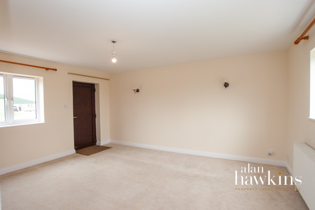 Images for Olivemead Lane, Dauntsey, Chippenham, Wiltshire, SN15 4JF EAID:ahawkins BID:125896