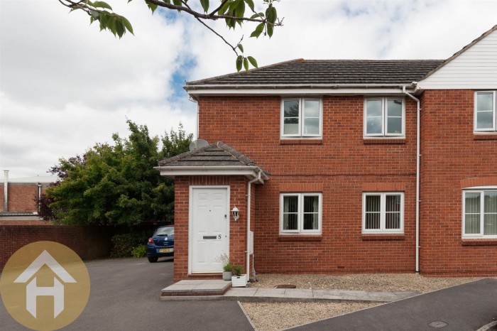 View Full Details for Manor House Close, Royal Wootton Bassett - EAID:11742, BID:1