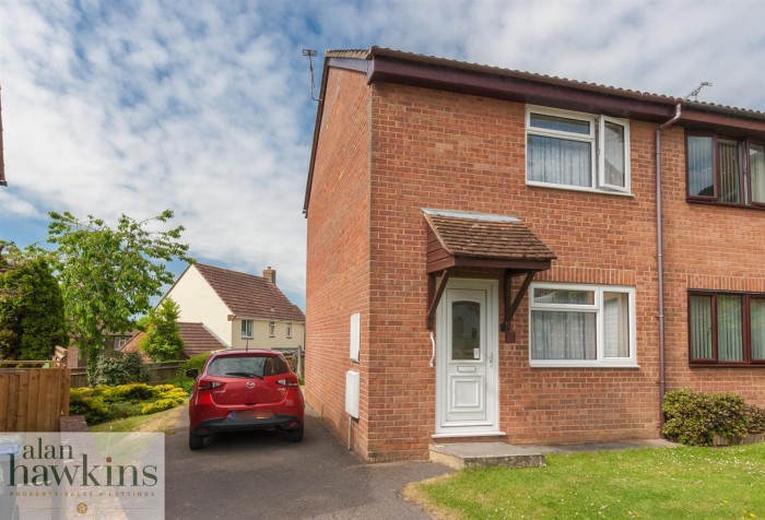 View Full Details for Alderney Close, Royal Wootton Bassett SN4 8 - EAID:11742, BID:1