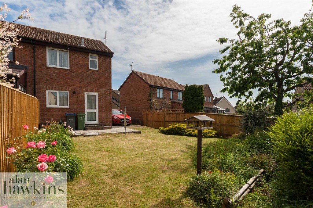 Images for Alderney Close, Royal Wootton Bassett SN4 8 EAID:11742 BID:1