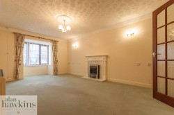 View Full Details for Glebe Road, Royal Wootton Bassett SN4 7 - EAID:11742, BID:1