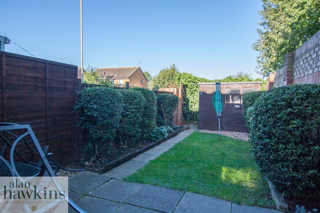 Images for Kimbolton Close, Freshbrook, Swindon EAID:11742 BID:1