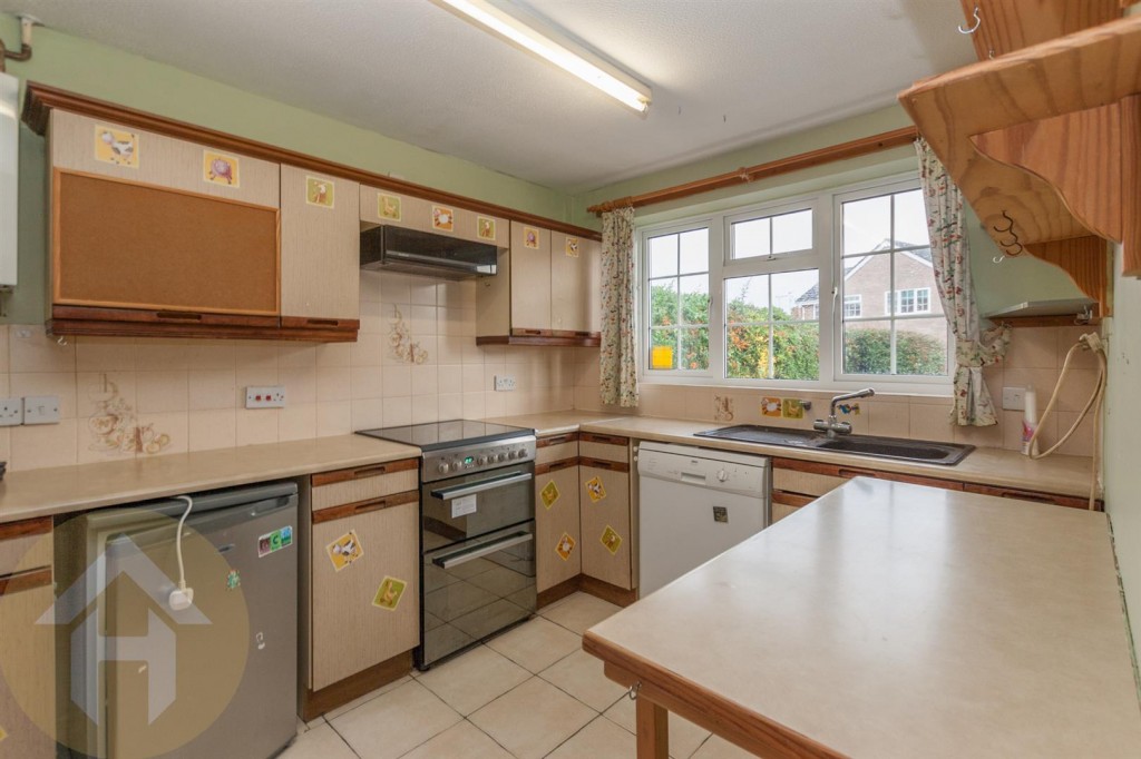 Images for Glenville Close, Royal Wootton Bassett EAID:11742 BID:1