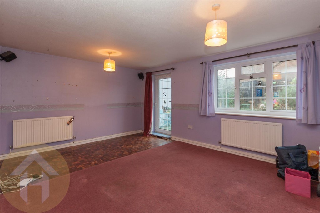 Images for Glenville Close, Royal Wootton Bassett EAID:11742 BID:1