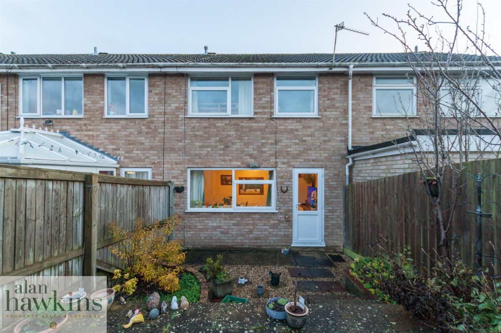 Images for Longfellow Crescent, Royal Wootton Bassett EAID:11742 BID:1