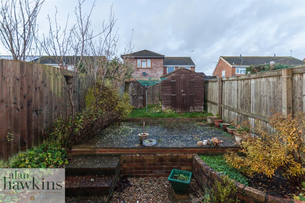 Images for Longfellow Crescent, Royal Wootton Bassett EAID:11742 BID:1