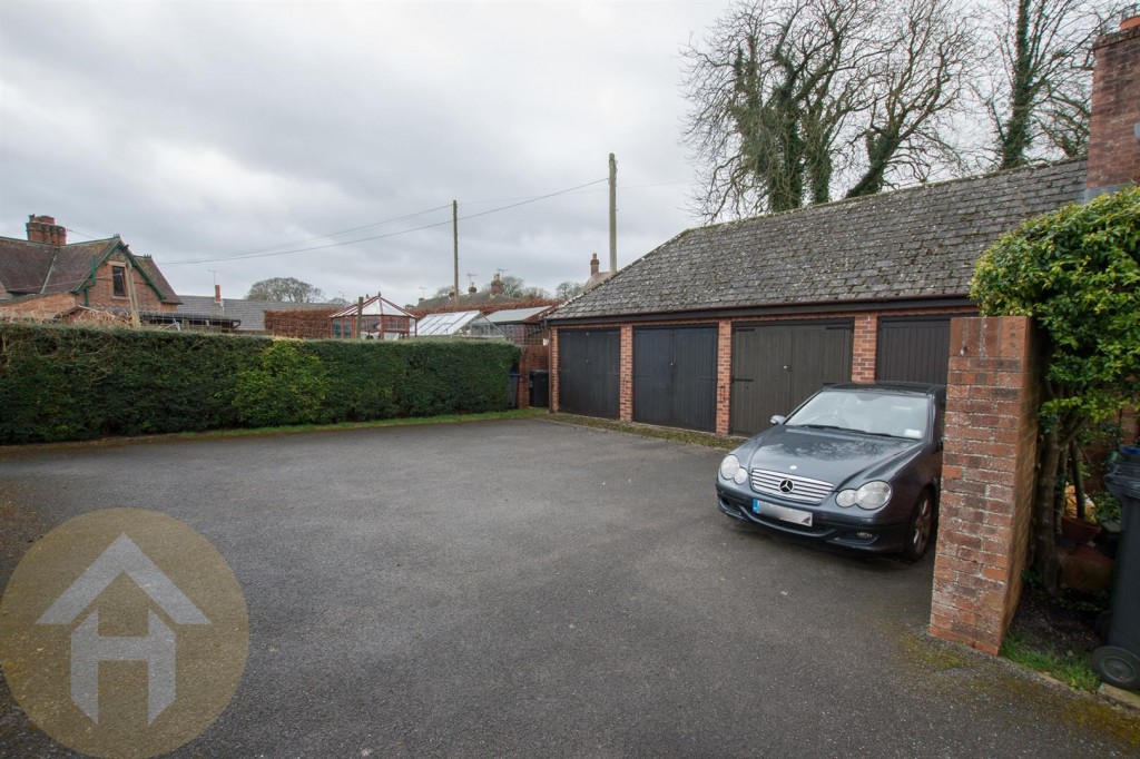 Images for Pitchens End, Broad Hinton, SN4 EAID:11742 BID:1