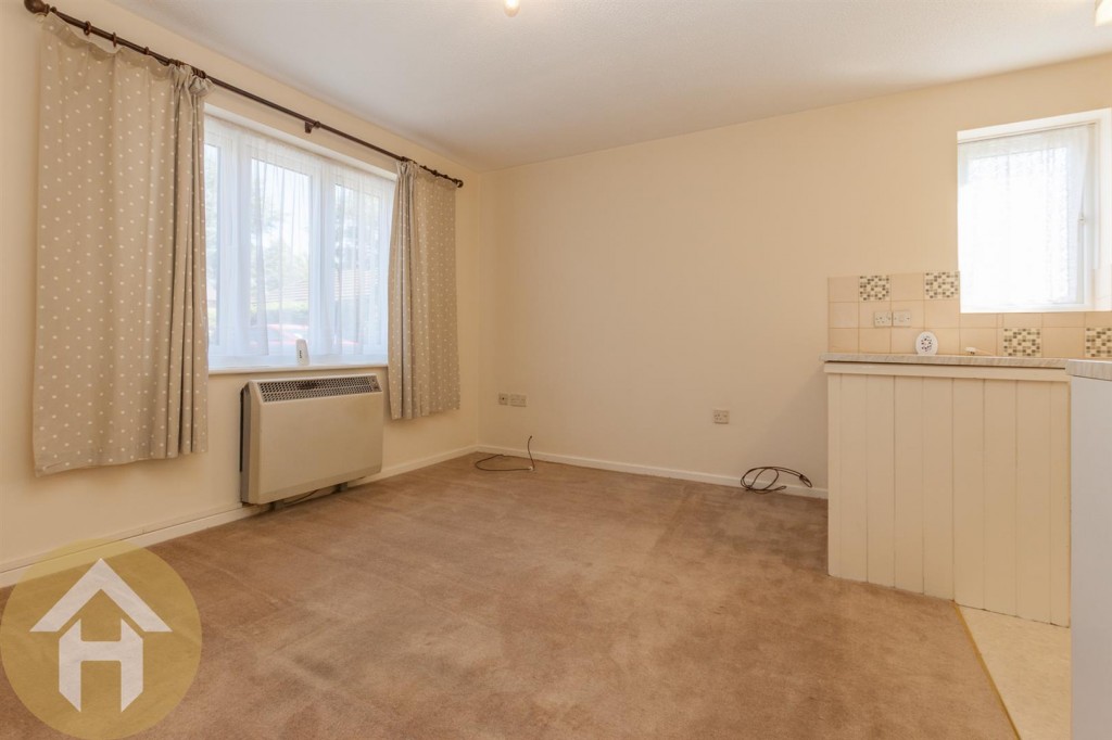 Images for Glenville Close, Wootton Bassett EAID:11742 BID:1