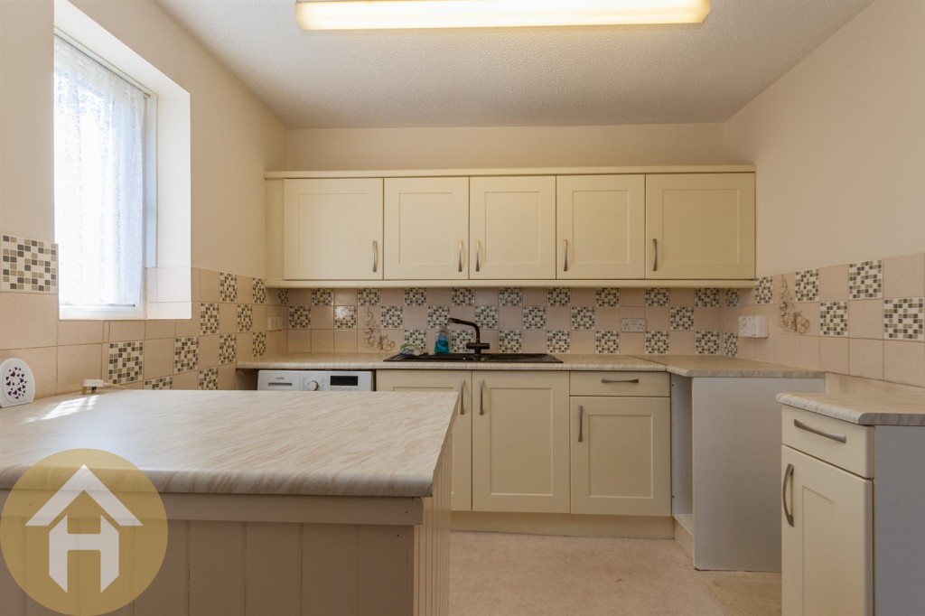 Images for Glenville Close, Wootton Bassett EAID:11742 BID:1