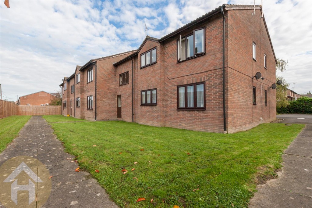 Images for Glenville Close, Wootton Bassett EAID:11742 BID:1