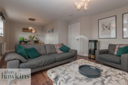 View Full Details for Churn Way, Royal Wootton Bassett - EAID:11742, BID:1