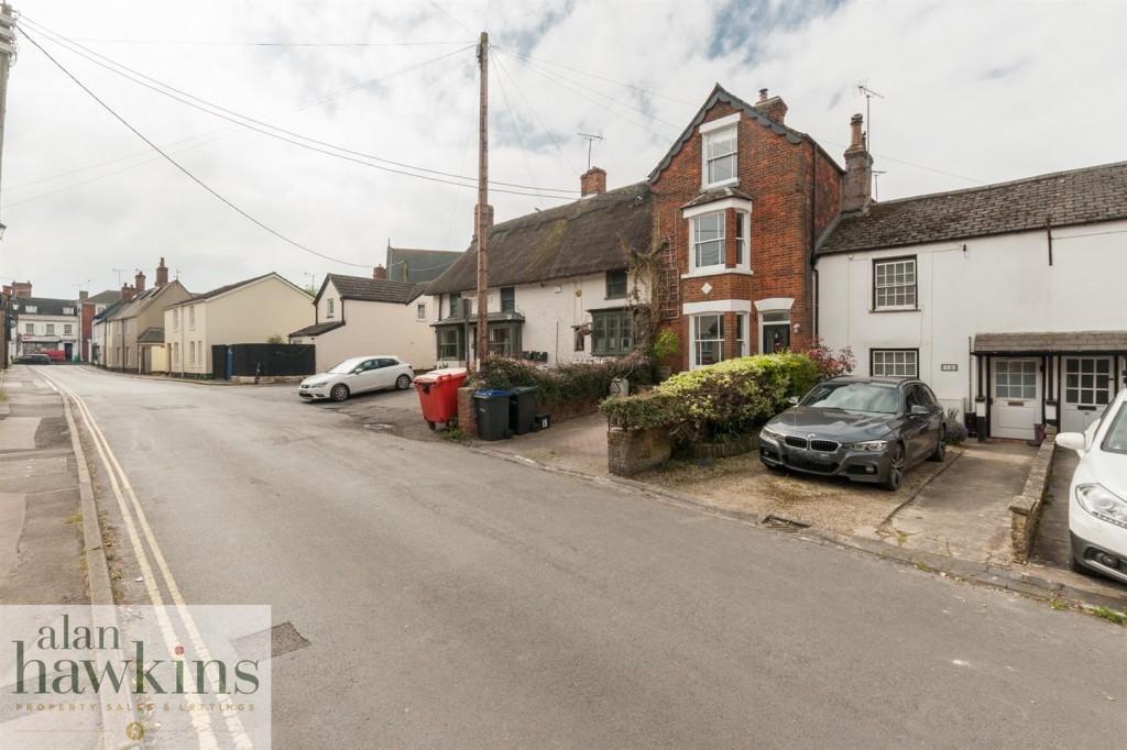 Images for Wood Street, Royal Wootton Bassett EAID:11742 BID:1