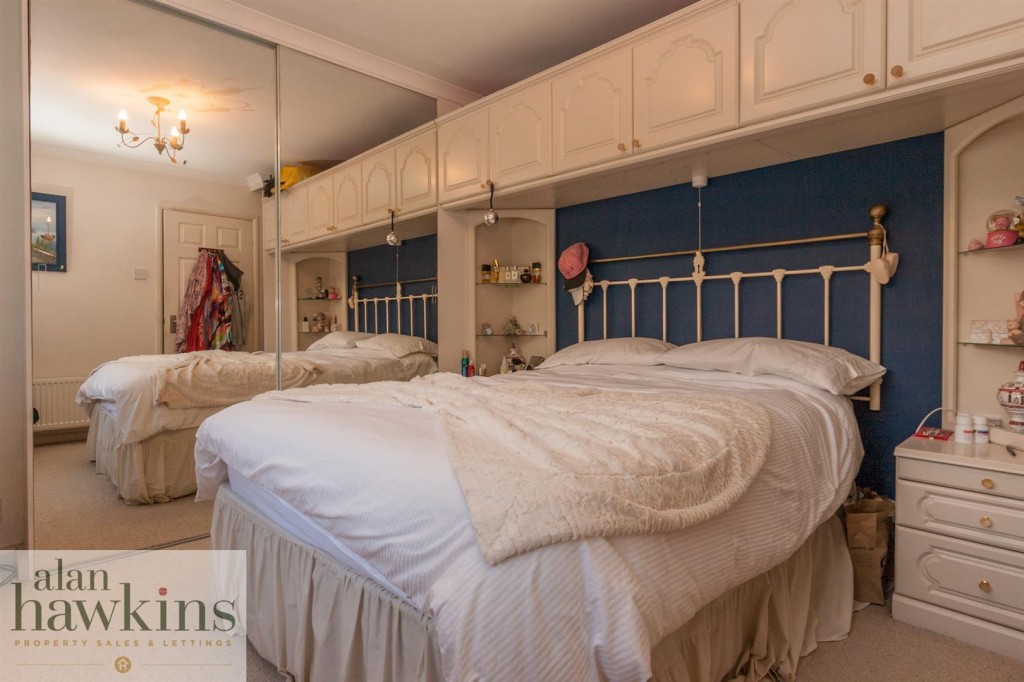 Images for Honeyhill, Wootton Bassett EAID:11742 BID:1