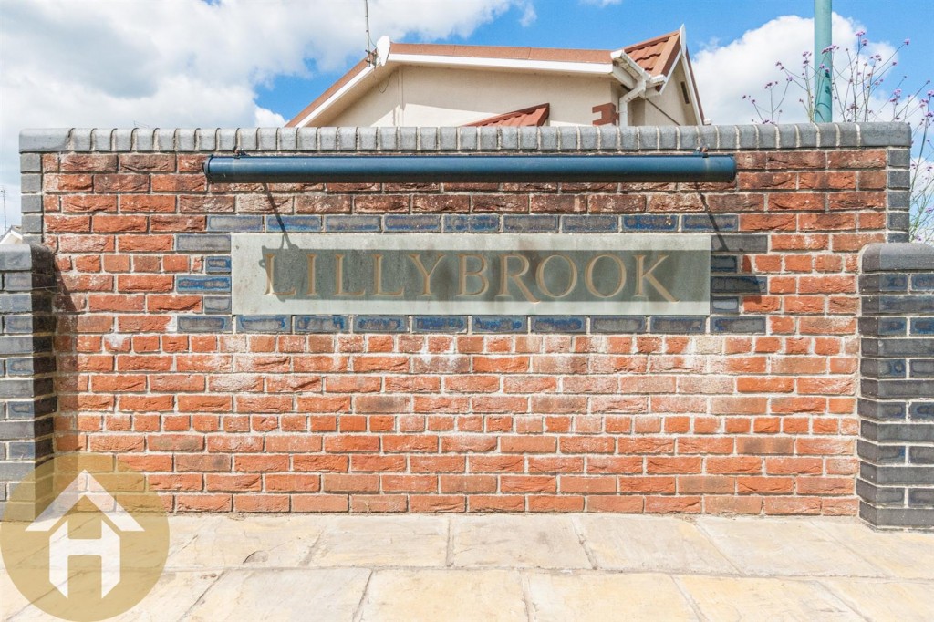 Images for Lillybrook Estate, Lyneham EAID:11742 BID:1