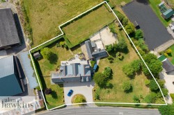 View Full Details for Broad Town, Nr Royal Wootton Bassett - EAID:11742, BID:1