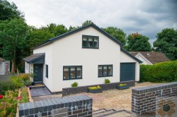 View Full Details for Honeyhill, Royal Wootton Bassett. - EAID:11742, BID:1