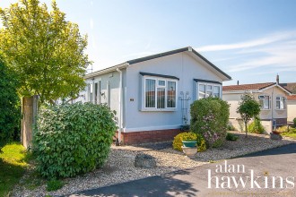 Church Park, Bradenstoke SN15 4