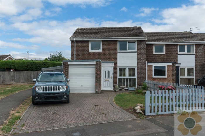 View Full Details for Saffron Close, Royal Wootton Bassett SN4 7 - EAID:11742, BID:1