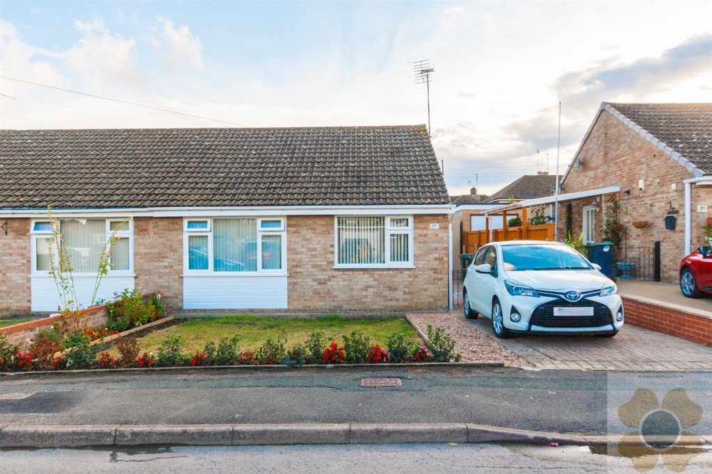 Images for Byron Avenue, Royal Wootton Bassett EAID:11742 BID:1